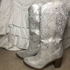 BILLINI COWGIRL BOOTS